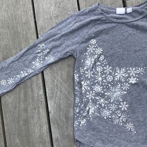 GAP Shirts & Tops - Set of two, long sleeves gap tees ❄️ GAP Shirts & Tops - Set of two, long sleeves gap tees ❄️